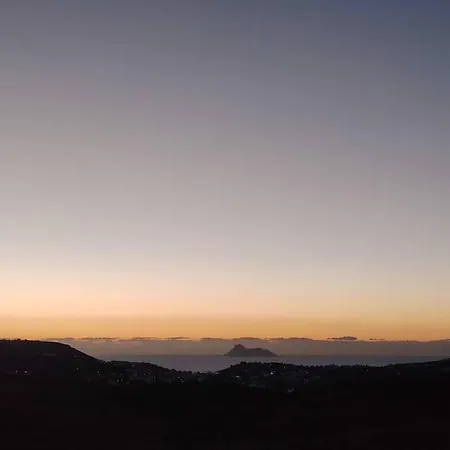 House Of Sunset - Tranquility - View - Relaxation 아파트 Sívas